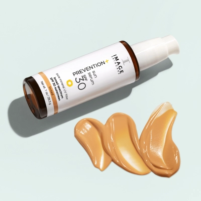 IMAGE Prevention+ Sun Serum SPF 30 Serum i Baza Pod Makijaż Odcień Naturalny 28,3 g